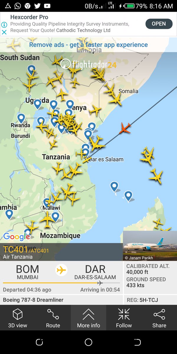 MhebhoA's tweet photo. Bwana mbilikimo zitto.nakupa taarifa muda huu.ndege 4 zipo angani.inua macho utazame..2 zinaongozana kwenda mwanza.1 Mumbai inatua dar kama dakika 25 zijazo.ipo anga la somalia.nyingine angalia juu hapo inatoka dodoma inakaribia kutua.@zittokabwe.@ACTwazalendo.@yonapavea https://t.co/o4x4VQgihn