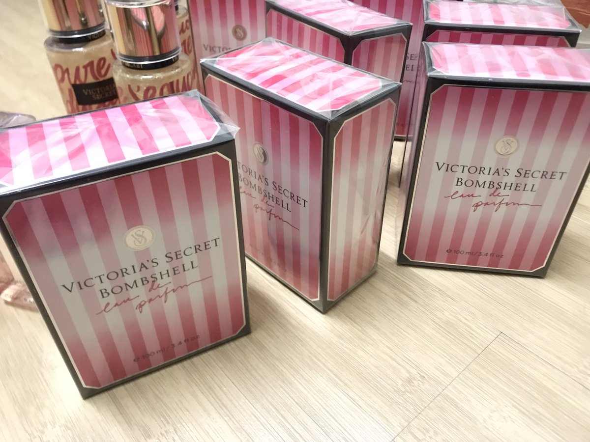 farhanifaizal's tweet photo. Ramai pulak mintak suruh buat sale Victoria Secret ni lagi sekali hm nak keee? I nak offer macam macam ni siap free postage lagi as low as RM26 je 😭

Sale ni akan jalan kalau korang nak jeee 😭😭 100rt baru i start 👀 GO! https://t.co/mBqQSqIBXZ