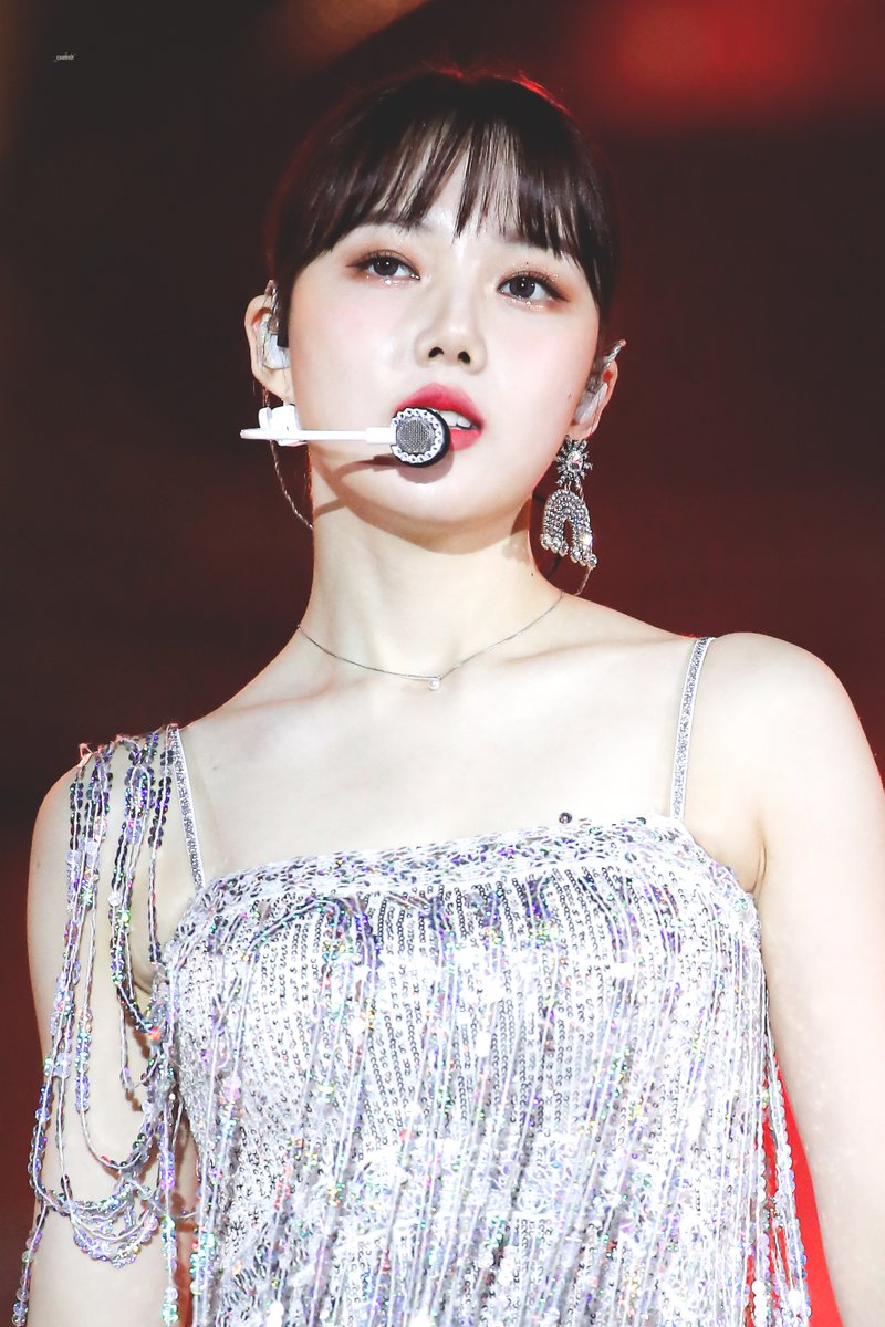 191227 KBS 가요대축제_2

남은 2019년 잘 보내시구 2020년도 행복한 한해 되세요!😆

#여자친구 #GFRIEND #예린 #YERIN
