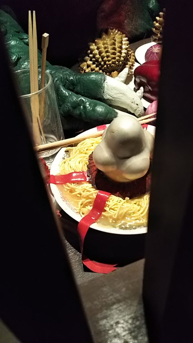 ラーメンの汁バーブルーメ...