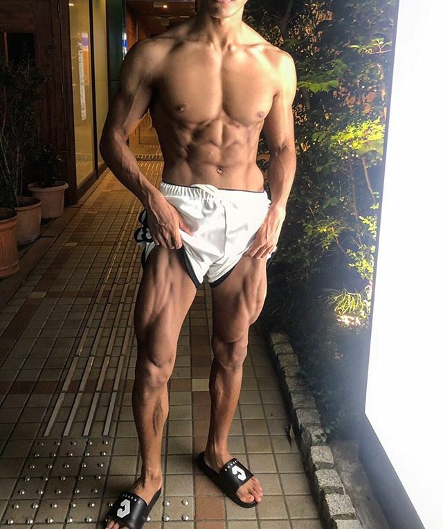 crazy2561's tweet photo. 今日は脚トレ💪
張り出しが特に課題！
全ての種目にこだわりと意図を
しっかり持って行ってます！ https://t.co/qFDcoBNZgr https://t.co/ti6J8ZMZ6m