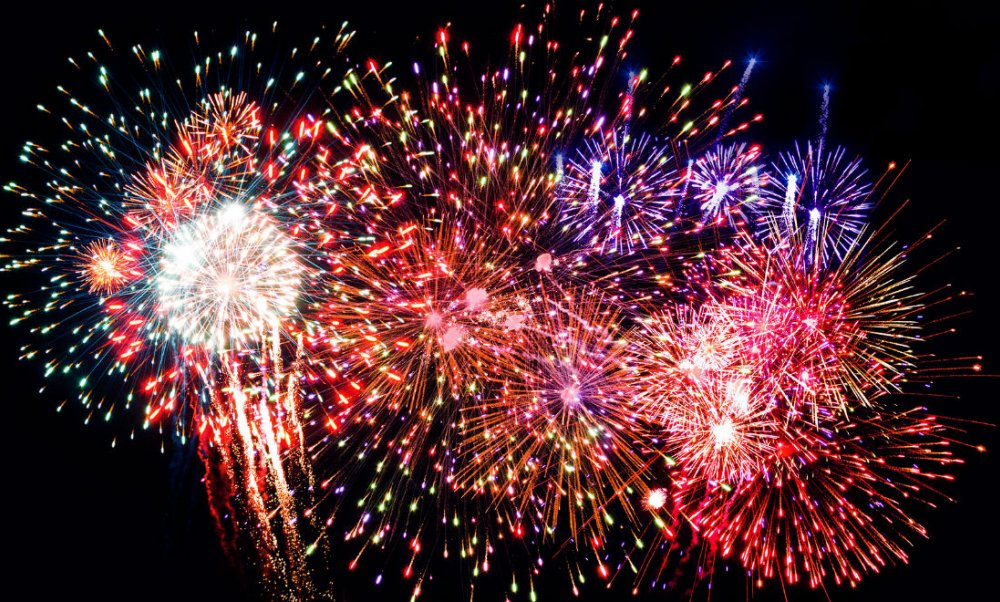SNHJinja's tweet photo. The perfect place to ring in the New Year on Tuesday, December 31 is SOURCE OF THE NILE HOTEL- JINJA! The excitement begins at 9:30 PM With great music & followed by a countdown to midnight capped off rooftop fireworks.
#uotnight
#happynewyear2020 https://t.co/EmGYPuWxgX