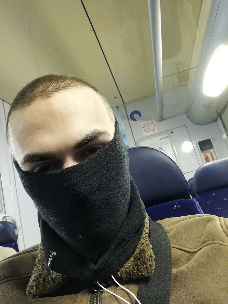 edouardluca's tweet photo. Mood casseur suspect https://t.co/cjWC2Kf7lG