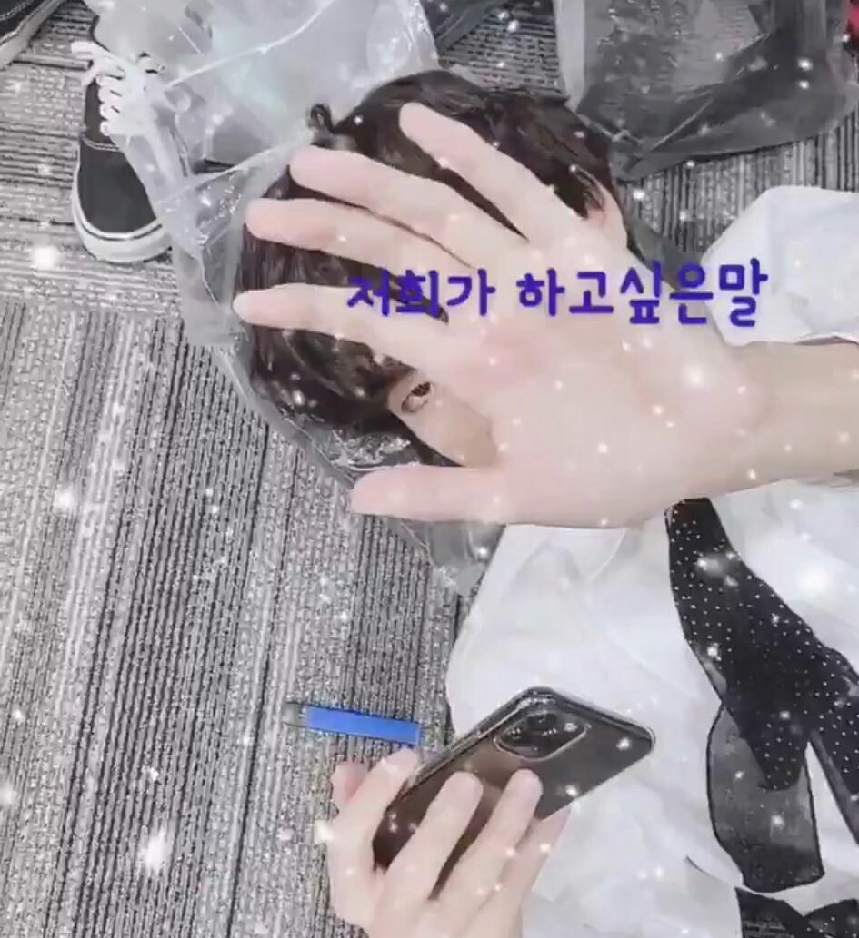 taehyung vape Taehyung's Vaping Moment: A BTS Fan's Delight main image 0