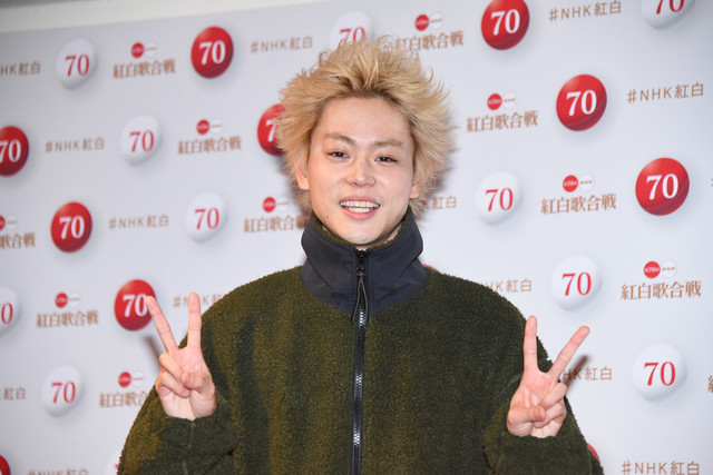 紅白リハ】菅田将暉「すごいところに来た」“紅白仕様”の白髪で臨む