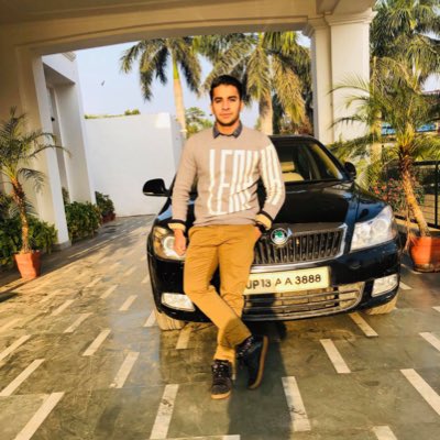 Uzaif 💫 tweet media