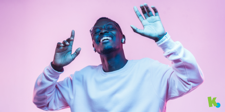 kulula's tweet photo. There's good vibes spreading all over sunny Mzansi. Press play on seven of the hottest tracks & get your groove on https://t.co/aFjOQY4rz6. Featuring Goldfish, Goodluck, Mi Casa, Biggy, DJ Maphorisa, Shekhinah, Sketchy Bongo and more. #kulula #kululaTunes #ItsHolidayTime #Spotify https://t.co/vtLrvVuny5