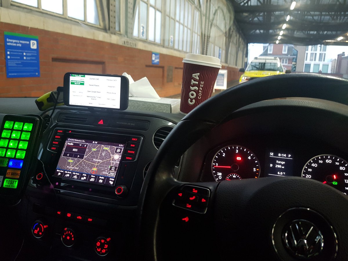 KamC_19's tweet photo. #EmergencyResponder shift today in Central London, fuelled by @CostaCoffee. #ER30 https://t.co/Ztm8TuOlja