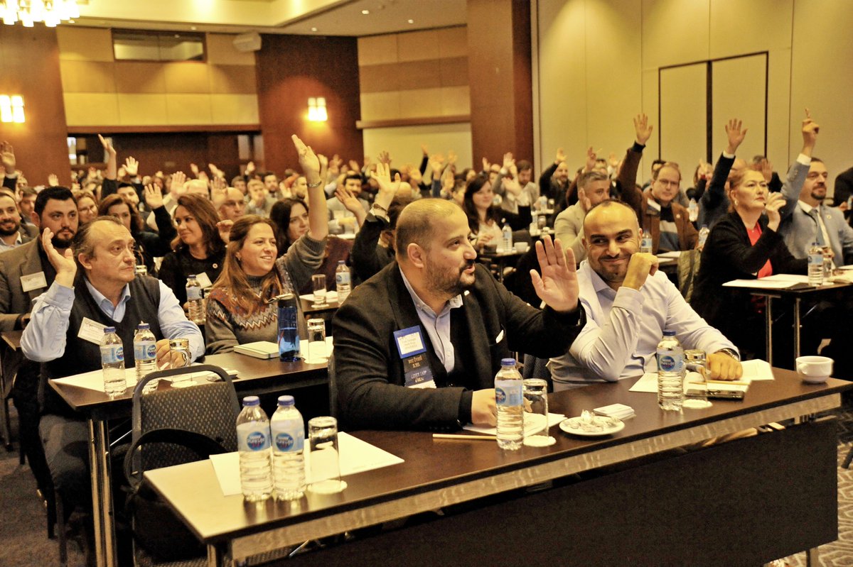 bniturkiye's tweet photo. BNI Üyeleri işlerine değer katan, fark yaratan sunumların püf noktaları için bir araya geldi...

https://t.co/yODiKorw97

#bniturkey
#bni
#businessnetwork
#bnitürkiye
#kazandırkikazan
#giversgain https://t.co/hq7pj9iVUe