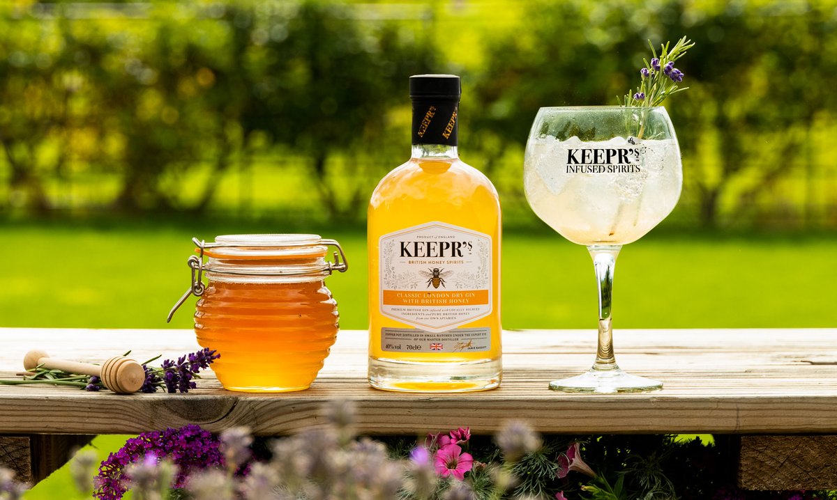 BritishHoneyCo's tweet photo. With 2019 nearly wrapped up, we'd like to say a huge thanks to all our supporters. Spurred on by your enthusiasm, we've managed to rack up numerous awards, introduced new spirits, labels and our personalisation service, and opened our own distillery! #YearInReview #keeprs https://t.co/NgZYaVIGL0