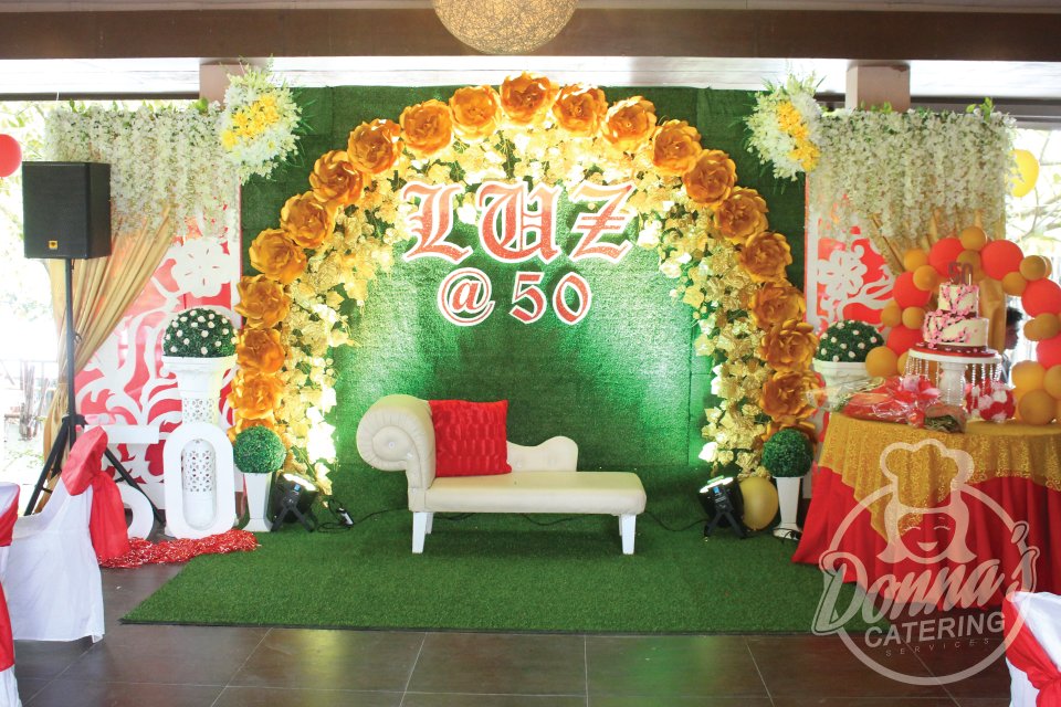 Tita Luz's surprise 50th birthday party at Euperio Residence in San Vicente, Sto. Tomas last December 14, 2019. 🥳😁🎉
#50thBirthday #Birthday #RedGold #DonnasCatering #Catering #CateringServices #CateringForAllOccasions

facebook.com/donnascatering…