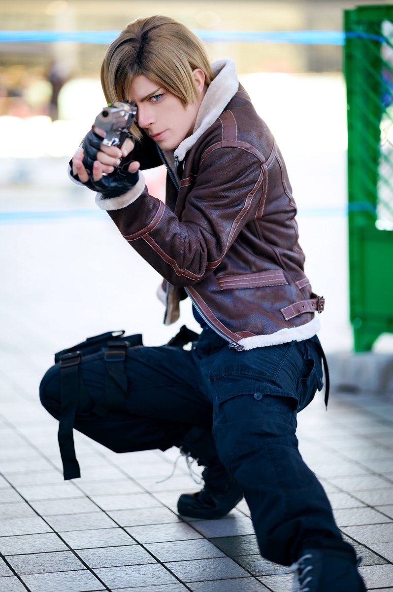 クロウ Clow 原神稲妻プレイ中 在 Twitter 上 Cosplay 冬コミ C97 2日目 バイオハザード4 Resident Evil 4 レオン S ケネディ Abios 04 誰も写らない貴重なタイミングで撮影ありがとうございました C97コスプレ クロウコス C97