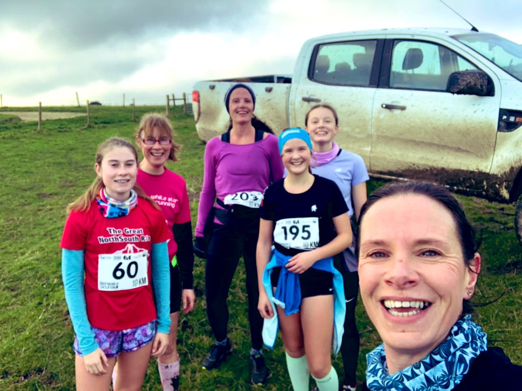 missymouthIW's tweet photo. There has been lots of running over Christmas but the abominable snowman ⛄️ run was my absolute favourite @gpsportiw @GPphil #chevertonfarm #running #familyandfriends #active https://t.co/wWhGe5sQmq