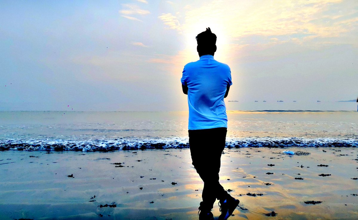 Musicforpradeep's tweet photo. हार तो नहीं मानूँगा , चाहे कुछ भी हो जाये |
क्योंकि हर आवाज़ की एक कहानी होती है !!
#GETPANDEY 🎙🎹❤🙏🤘 https://t.co/L9RKQD7Tbu