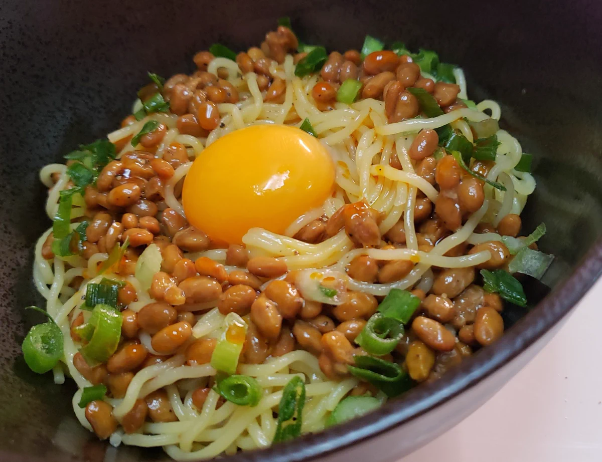 実は焼きそばの麺とも相性が良い･･･？！納豆と焼きそばを組み合わせたレシピ！