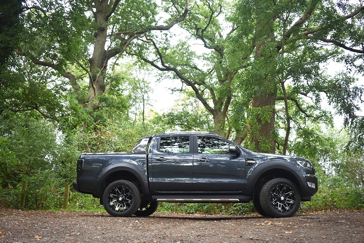 VIPdesign_ldn's tweet photo. The Ford Ranger - with so many things you can do to make it your own - including tuning, of course ;) 
https://t.co/OYf0IiKBWy 
#Ford #Ranger #OvalOwners #FordOwners #FordBible #FordMania https://t.co/4FXziMDBGb