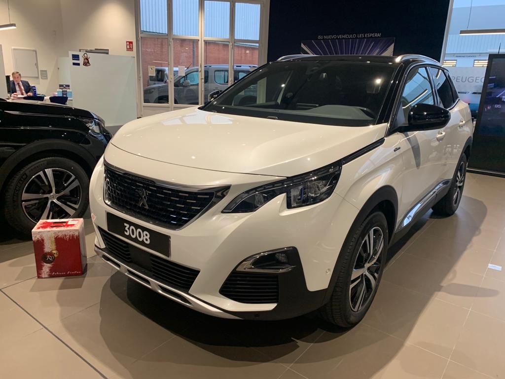 La #navidad está en Eslauto esperando a que vengas a contagiarte de su magia. Tanto que en el mes de diciembre, por la compra de uno de nuestros #Peugeot, te llevas un regalo seguro. ¡Pero date prisa! Sólo hasta fin de existencias. 🌲🎁

#FelicesFiestas