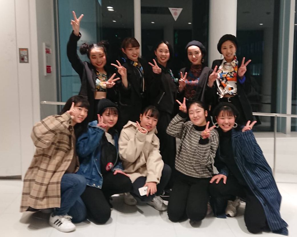 1220chisat0's tweet photo. ❤️島田ファミリー❤️
本当に幸せだった〜🥰
ゆみ先生、まいちゃん、ひーちゃん、きほちゃんのメンバーで踊れる日が来るなんて😭
たくさん見に来てもらえて声援もらえて嬉しすぎた💕
ありがとうございました😊
#zundarenight #dancedigup
#島田ファミリー #dance
#A_FLOW #rendez_Vous
#dance https://t.co/7NeW6gi8zx