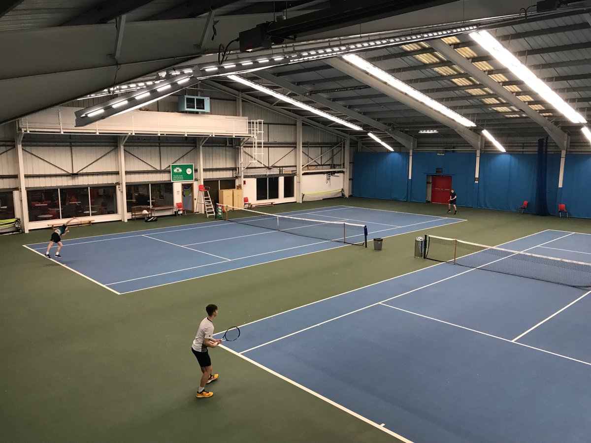 Nick_HagueB2B's tweet photo. England v Scotland in the two semis at Nationals in Sunderland today 🎾 ⁦@Olivernhague⁩ ⁦@sithorny85⁩ ⁦@BoltonTeam⁩ ⁦@teamcheadle⁩ ⁦@val_vladea⁩ ⁦@WilsonTennis⁩ ⁦@JakeHart11⁩ ⁦@HGreenTennisFit⁩ ⁦@LTACheshire⁩ ⁦@LTANorth⁩ https://t.co/qRtRtfLp6P