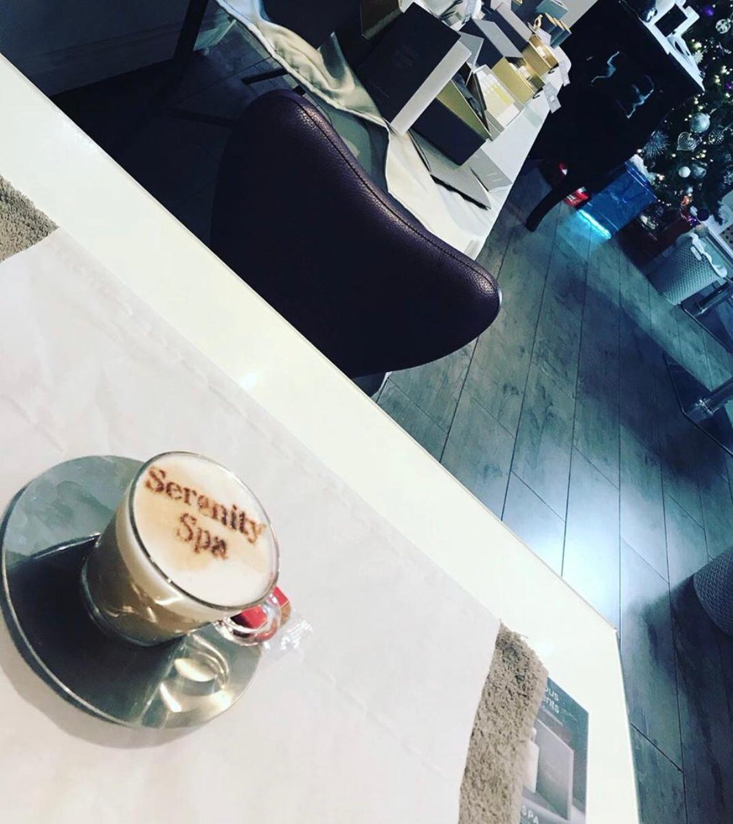 SerenityFormby's tweet photo. Up bright and early, getting everyone ready for #NYE β¨
#serenityspa #formbyspa #espaskincare #massageservices #formbymassage #coffee #morningcoffee https://t.co/HTD97VWEF6