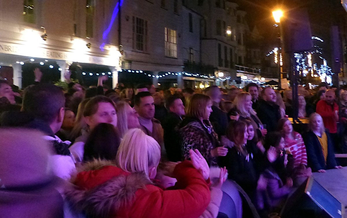 Its tomorrow evening... an aural and visual feast at <a href="/ThePantiles/">The Pantiles</a> in Tunbridge Wells, where the ‘Hug-Many’ party will have lasers, fireworks, live music plus a piper and a countdown clock. Book now bit.ly/2OlhVR8 
#tunbridgewells #newyearseve