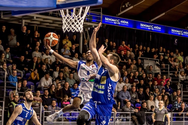 Sopron KC - Alba Fehérvár  88-82
(22-21, 15-18, 16-17, 22-19, 13-7)
📸: Wölfinger Béla, sakc.hu