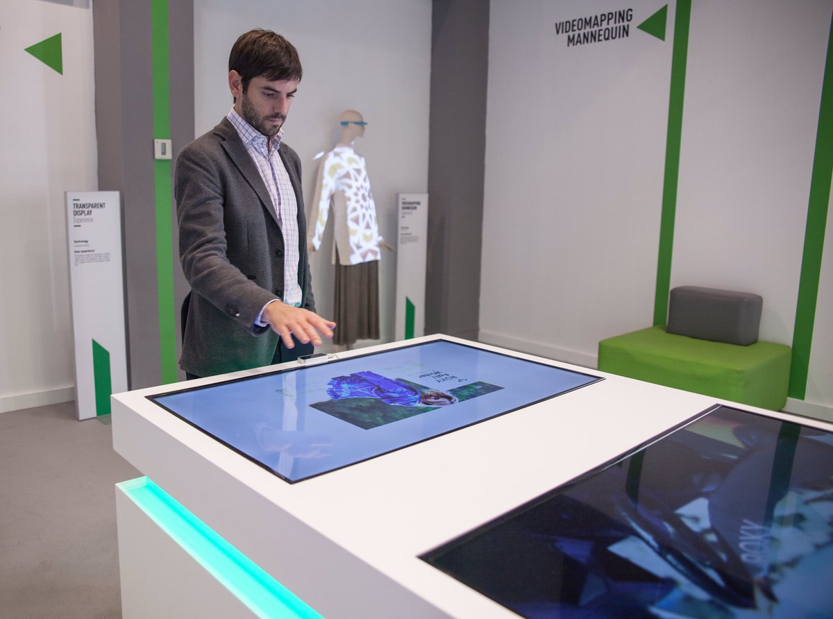 TheKoolHub's tweet photo. ¿Quieres unirte a nosotros para imaginar el futuro del #retail juntos?#Kool #TheRetailHub #RetailSpain #Innovación #EspacioColaborativo https://t.co/LbguX5Uw1V https://t.co/9xvQRXvgqH