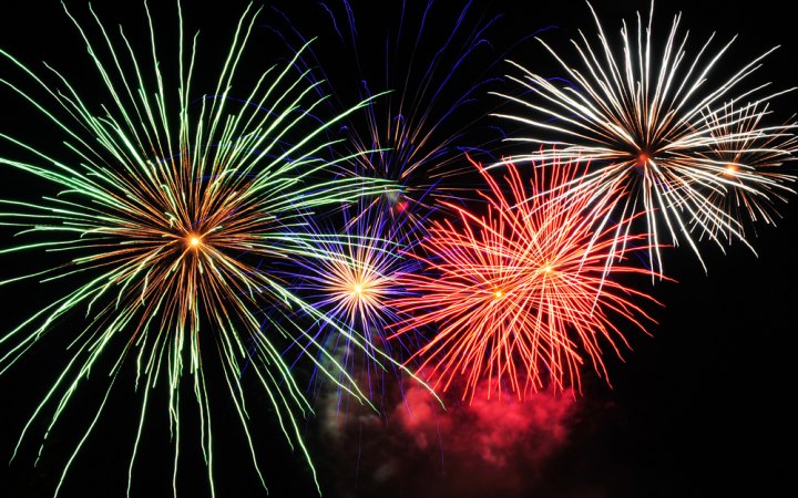 For a very special New Year's Eve party come to <a href="/HugMany/">Hug-Many</a>  on The Pantiles for an evening of fun, fireworks, live music (plus a piper) and a countdown clock! Book here to avoid disappointment bit.ly/2OlhVR8 7.30pm - 12.30am <a href="/ThePantiles/">The Pantiles</a> <a href="/Royal_Shopper/">Royal Victoria Place</a> #NYE2020 #NYE