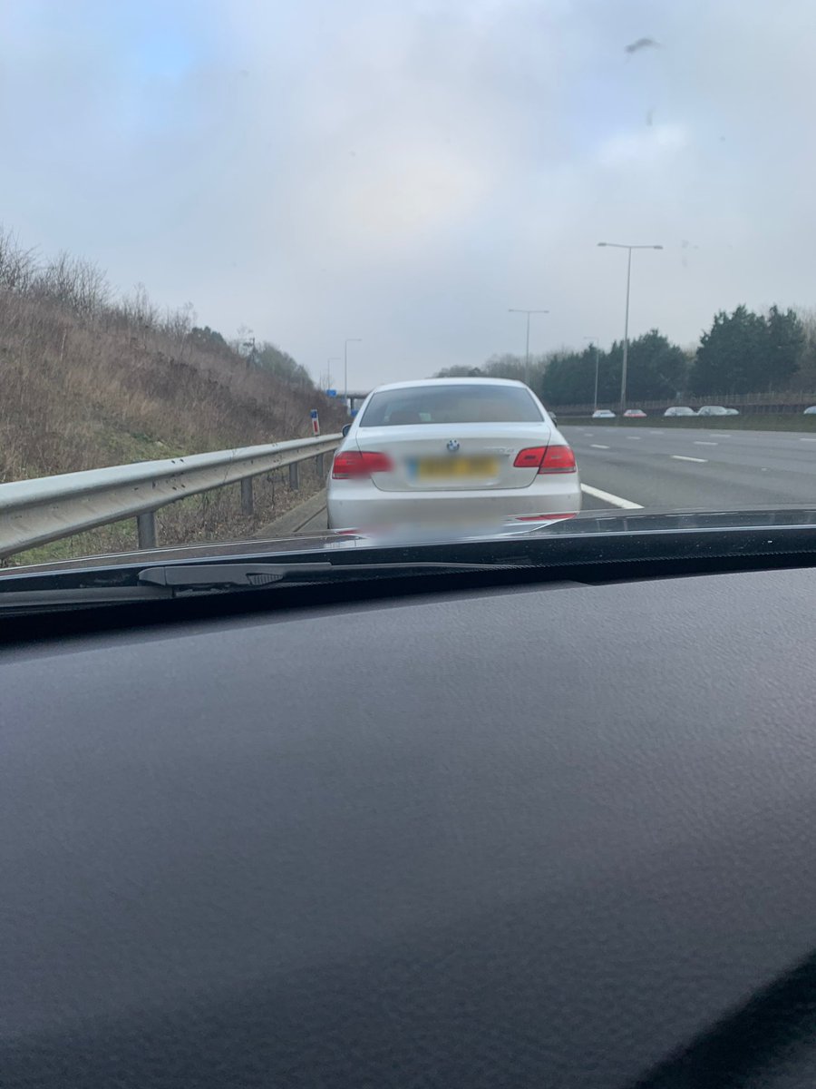 tvprp's tweet photo. Stopped for speeding on the M25
In your friends car and you are not on the insurance and the car has no MOT. The result an awkward conversation to tell your friend the car has been #seized and the driver has now been reported to court facing a ban #P6905 #P7280 #TMCSHIFT https://t.co/KU8r6TKMbO