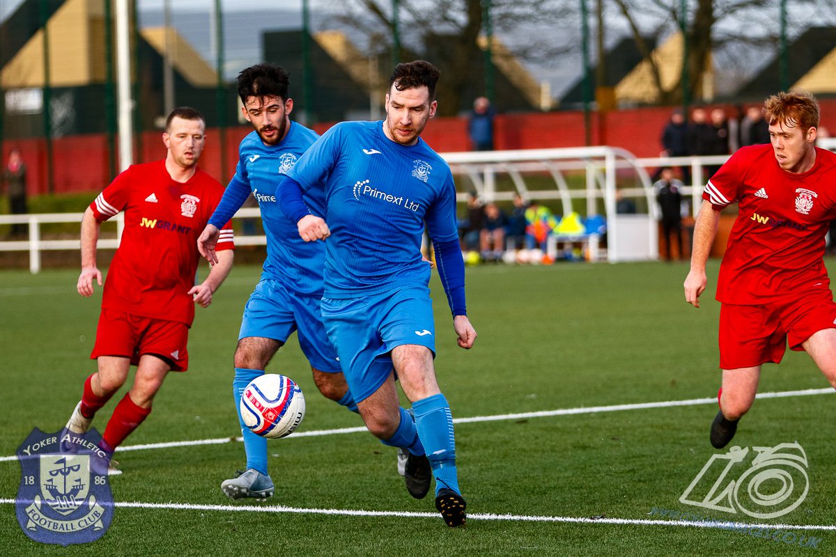 YokerAthleticFC's tweet photo. As we come to the end of 2019 we look back at the season so far and look forward to the 2nd half of the season #SJFA #scottishjuniorfootball #scottishfootball #Football #WheHo #YAFC #sportsphotography #sportography https://t.co/N2jkWC3enq