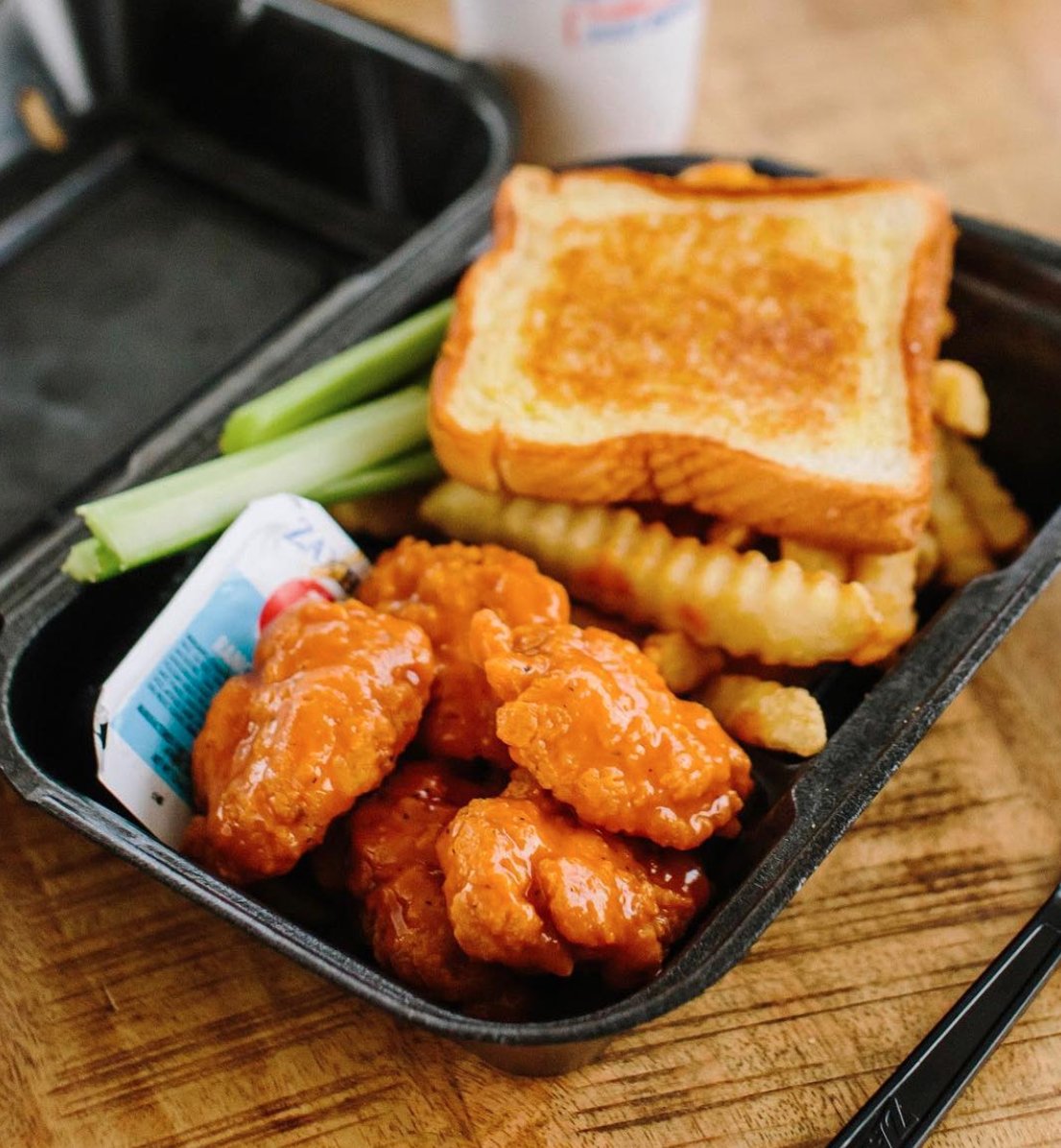ZaxbysWestBroad's tweet photo. Don't talk to me until I've had my boneless wings. https://t.co/Q8Z1XpyJTp