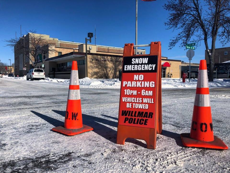 Snow Emergency for the downtown business district from Mon, Dec. 30 @ 10pm to Tuesday, Dec 31 <a href="/6am/">6am</a>. Effective from 1st st. to 7th st SW and from Trott Ave. to the bypass. City parking lots OK to park cars overnight. Vehicles left on the streets subject to tow.