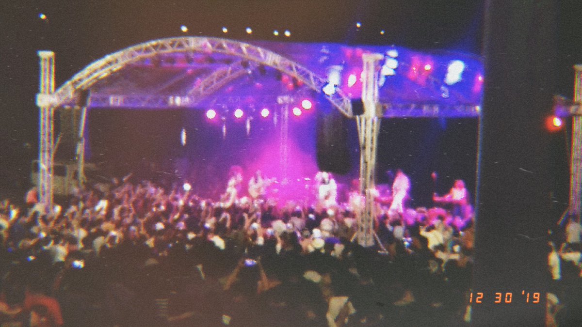 mrip805's tweet photo. Of all the chances I lost para mapanood kayo, unexpectedly this night I had the chance to see youuu in this perfect moment @BenAndBenMusic ✨

What a day to end a year!!! I'M READY TO MOVE ON — 2020 💕 https://t.co/byJIJd6fVO