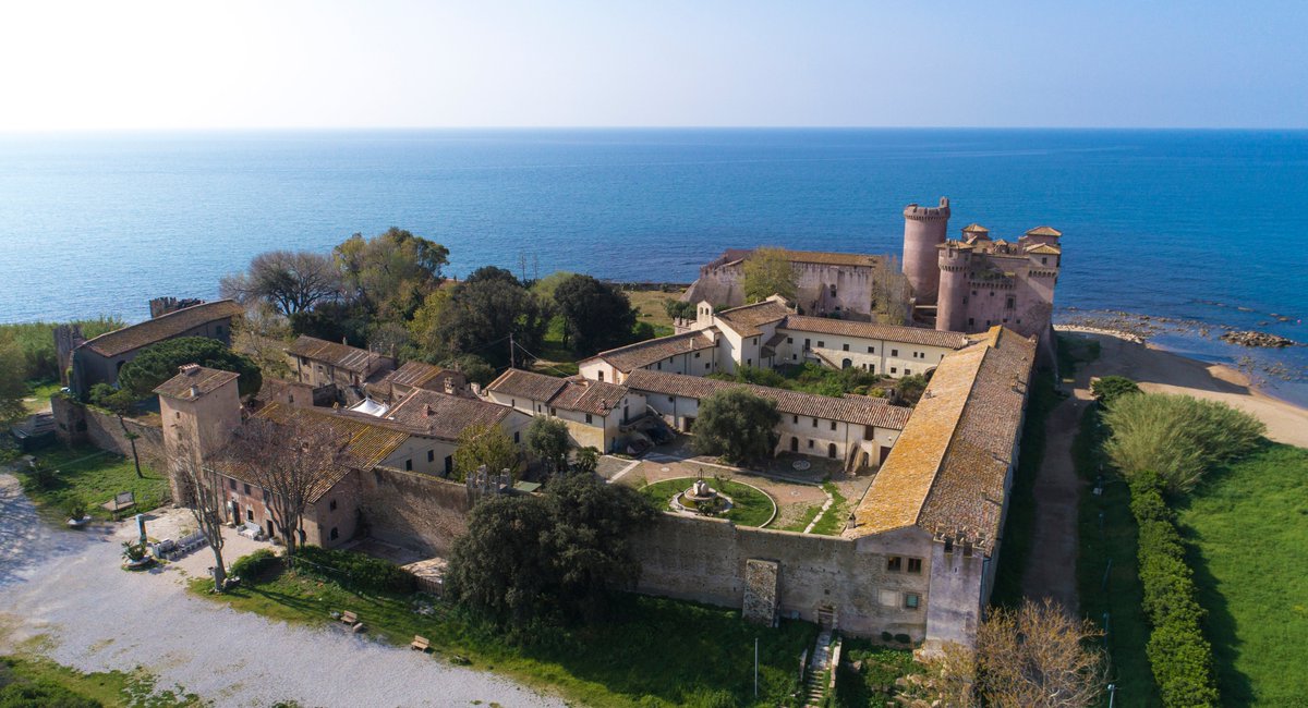 MuseoSev's tweet photo. Con l’arrivo del nuovo anno, arrivano anche i nuovi percorsi di visita al @Castello_Severa !

Sabato, domenica e festivi alle ore 11.15 e 15.30, delle speciali visite guidate alla scoperta delle bellezze del vecchio maniero.
#UnCastelloSempreAperto https://t.co/03BhKlCTgY