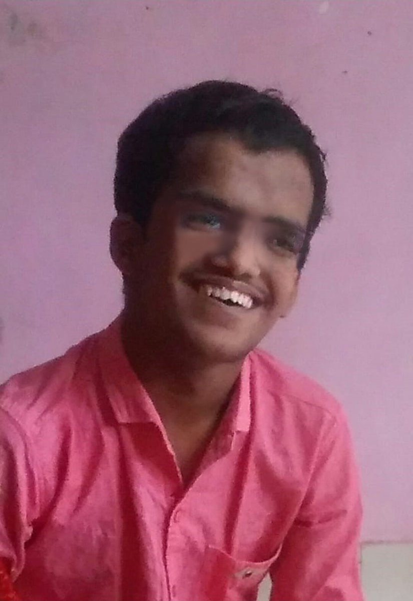 MirrorNow's tweet photo. 17-year-old autistic teen, #TarunGupta, who has only 20% eyesight without spectacles &amp; can't eat by himself as he has an immobile hand, has been missing for 91-days.

This New Year, #LetsFindTarun, Call his father Vinod Kumar (@vinodd2017): 7977246793 or 9819610512 https://t.co/phXraOXRKL