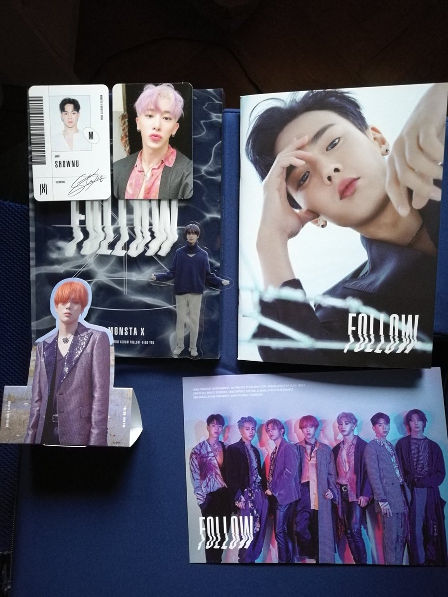 ZsKomorowicz's tweet photo. Just got the GA album from @_05142015, she was super cute to inform me about everything asap. Lucky to get Shownu as the lyrics book, he was the reason I found MX. and Wonho, obv bestboi(all7arebestbois)
#MONSTA_X #monstaxfollow
#followfindyou https://t.co/Fb2dKfyIS2