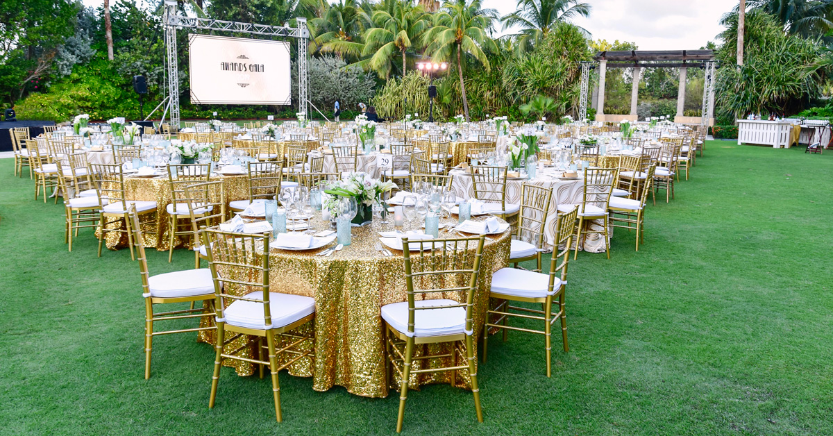 celebrationsltd's tweet photo. It was all glitz and glam for the Awards Gala we did at the Ritz Carlton earlier this year. β¨
π: @RitzCarlton
π¨ & π: @celebrationsltd
#eventprofs #meetingprofs #caymanislands #incentivegroup #incentiveplanner https://t.co/8coi8lLORv