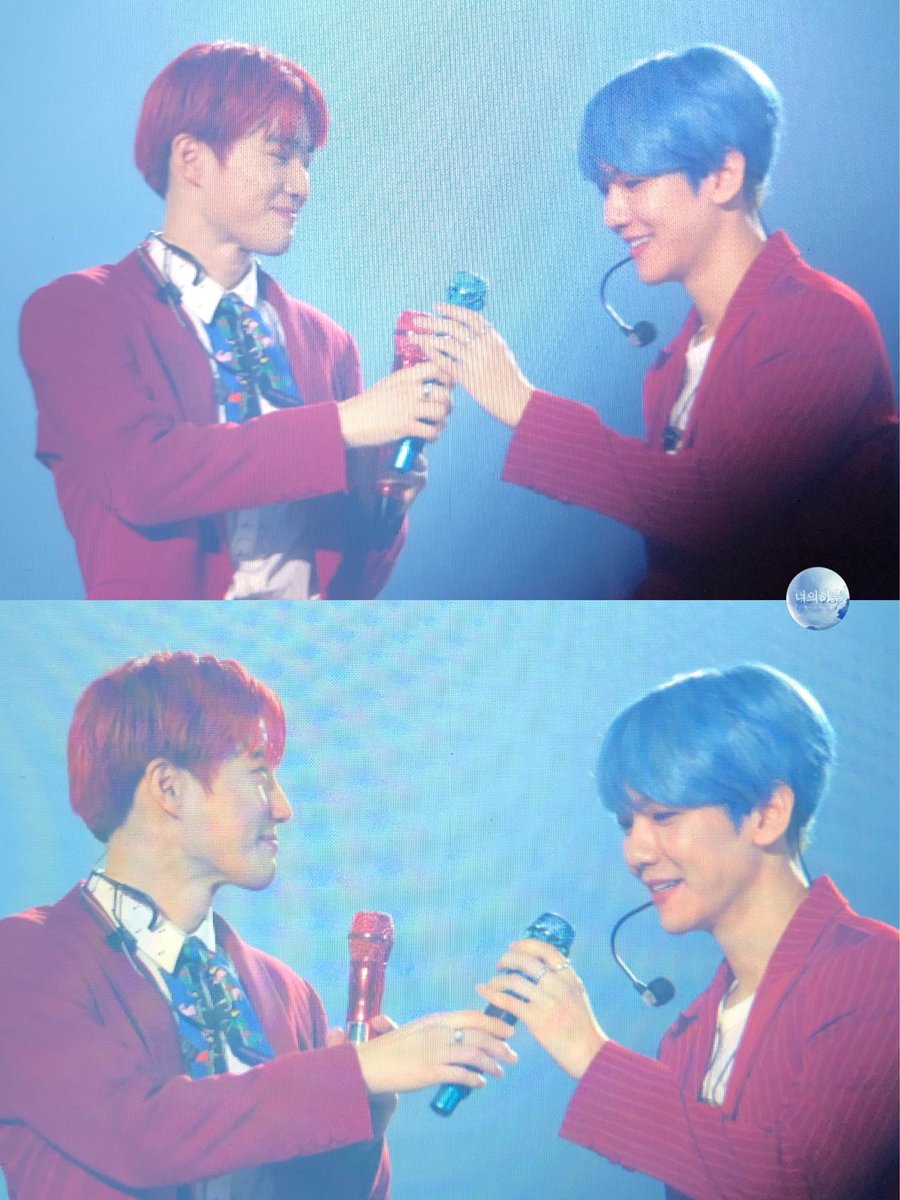 yourday_exo's tweet photo. 191230 EXplOration dot 프리뷰
💙❤️
#엑소 #exo   @weareoneEXO 
#suho #수호 #백현 #baekhyun https://t.co/m3ClXUeYI1