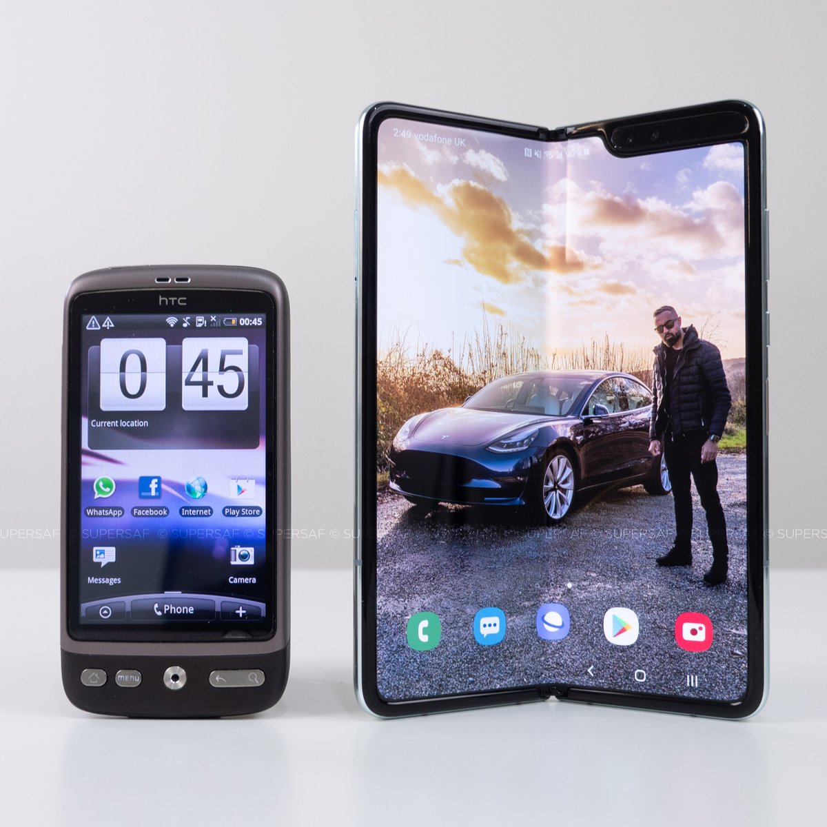 SuperSaf's tweet photo. Start of the Decade vs End of the Decade!

Tech come so far!!! The HTC Desire was my first Android smartphone, which device did you have back in 2010? https://t.co/uPMAnejn9U