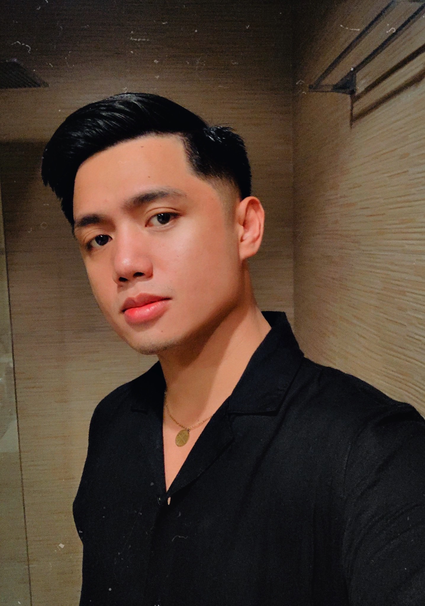 Roj Tirona Auf Twitter Dapper Side Part Check If Your Hair Is Long Enough For A Clean Side Sweep And Instead Of Doing A High Fade Go For Mid Fade Tell The