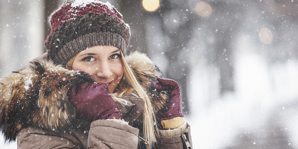 Winter is here. Protect your hands from windburn and dry skin with the right gloves. You want a good fit and comfort. Choose waterproof protection to keep hands dry, as wet gloves can irritate your skin. Also, look for materials that prevent wind penetration to keep moisture in.