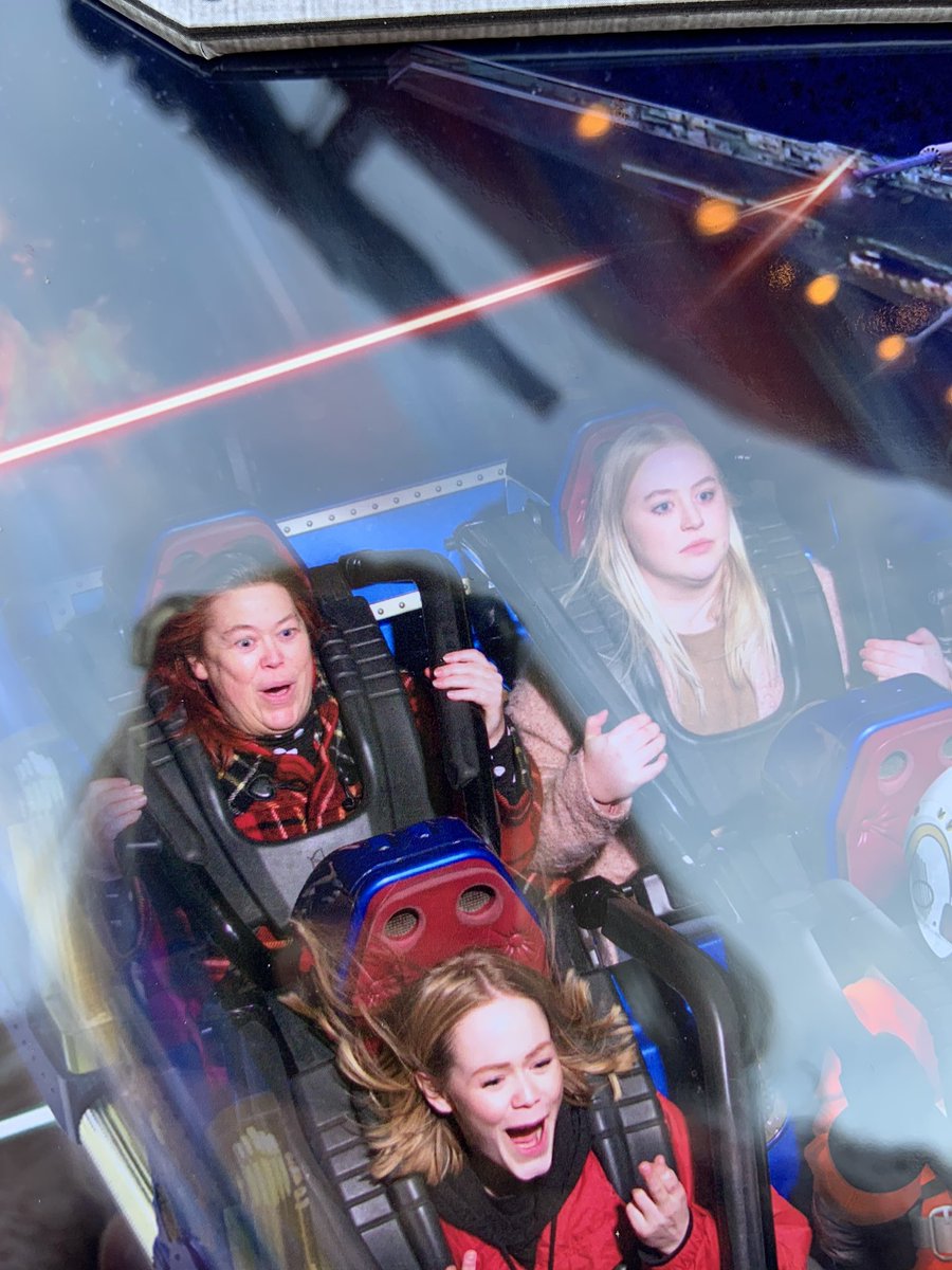 bleachellaz's tweet photo. I went on space mountain the first time #PureFear https://t.co/RimXSnGMGY
