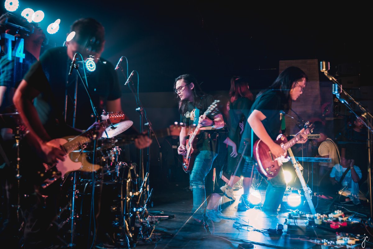 jeremycaisip's tweet photo. @raccoonprod @gabbasantiago @munitheband @lolaamourph @renzorg @fionamaine @katrinaeliza_ Ena Mori / Munimuni / Autotelic
#Gabbafest4 full album here: https://t.co/MKCoghAmeK https://t.co/pHNfnOhUXC
