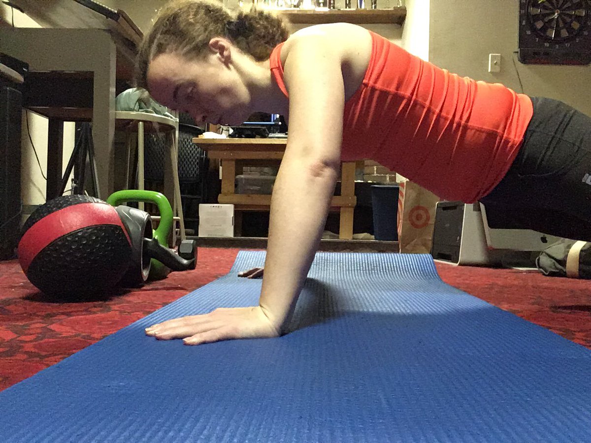 k128iMedia's tweet photo. Indoor workout and upper body workout this morning due to the freezing 🌧. #CompassExchange #adaptiveathlete #adaptiveartist #workout #fitness #fitwomen #Monday #Motivation #FitnessMotivation #EssentialTremor #Warrior #pushinglimits #inspire #NeverGiveUp https://t.co/faDc7nCDLM