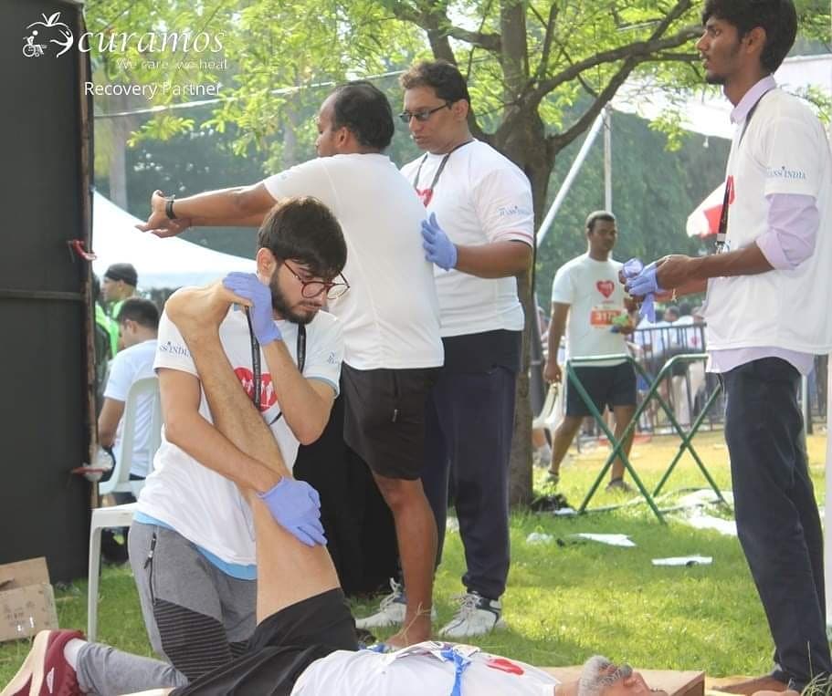Curamos_Physio's tweet photo. #Throwback
Revisiting memories from our #Hyderabad #HeartRun 2019
#Physiotherapy #Physiotherapist #HolisticCare #Wellness #Fitness #PhysioPartner #Physio #Nutrition #ExercisePartner #Exercise #AppliedPhysiotherapy #PTinAction #SportsInjury #SportsInjuryCare https://t.co/6Vv9HunIEe