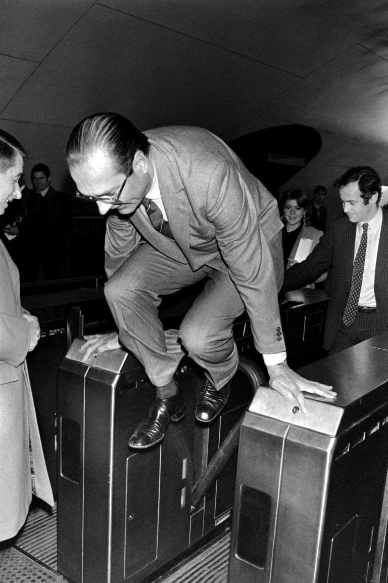 [Best of 2019] Le dessous des images : Jacques Chirac fraudant le métro parisien buff.ly/2Wc2NbO