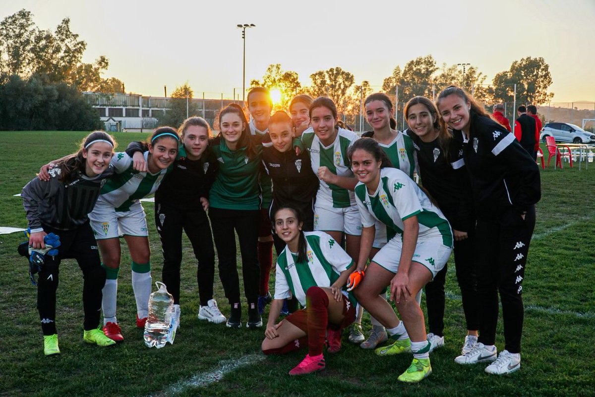 planneocordoba's tweet photo. (2/2)...albergó a más de 50 equipos de todo el panorama nacional durante los dos últimos fines de semana.

Para nuestra delegación es un placer ayudar a que los niños disfruten con el deporte 😉⚽️

#juventudcordoba #qualitycup #Navidad @CupQuality https://t.co/NIOUT5GwhE