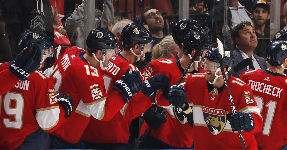 FLPantherFans's tweet photo. Recap: Panthers score half dozen, hold off Canadiens 6-5 to sweep weekend slate https://t.co/psXvGQMgTi #FlaPanthers https://t.co/zwbUYdMUGS