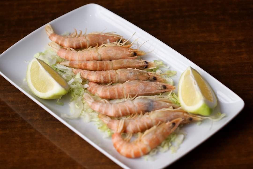 taberna_obispo's tweet photo. Un merecido homenaje para ir cerrando el año....😋👌🦐🦐🦐🦐

#Marisco #gastronomia #Malaga @MahosMlg @TDMalaga @RtesDeMalaga @Agro_Magazine @BaresAndalucia @BaresMalaga @SaboraMalaga https://t.co/Fzvqx1ivWA