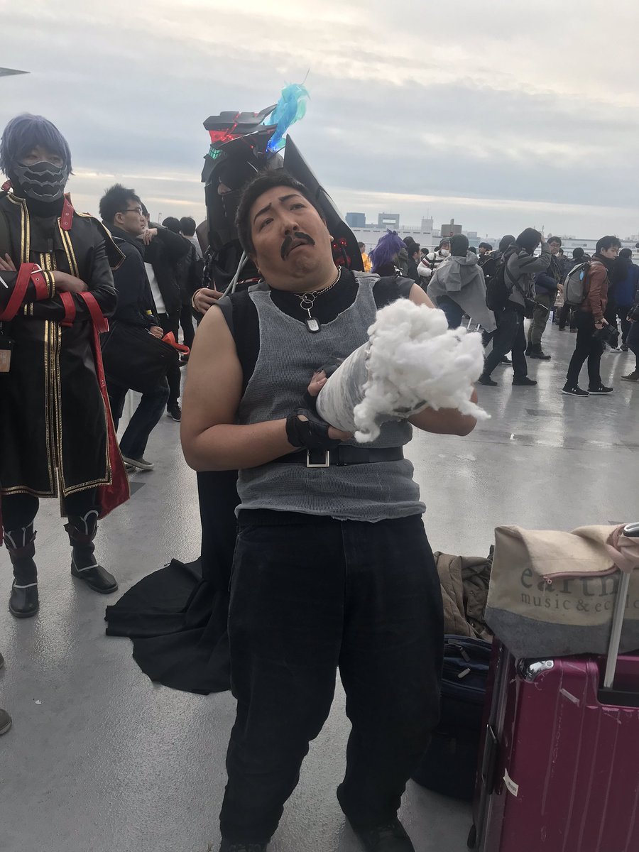 りょう Auf Twitter ベネット 死んだはずでは 残念だったな トリックだよ ようやくコミケでベネットのコスプレしてる人にお会いすることができました とてもお優しい方でした C97コスプレ コマンドー